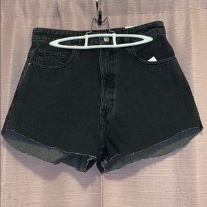 ✨3 for $15✨ Zara Cutoff Shorts